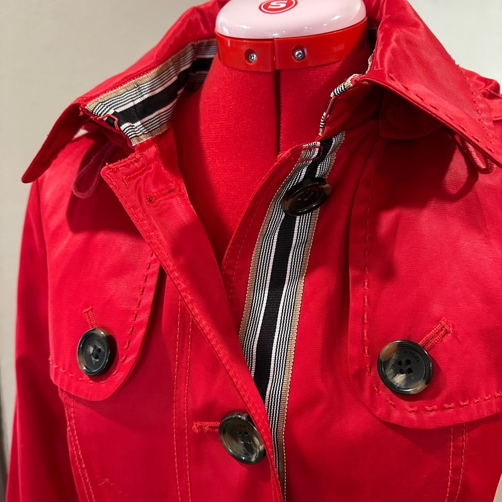 Jones New York Bold Scarlet Trench Coat - Picture 2 of 10